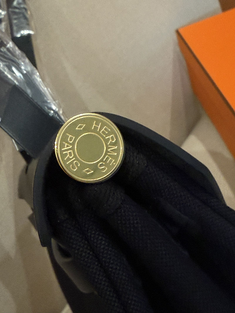 エルメスコピー HERMES エールバッグジップ 31 PM 黒 ブラック トワルアッシュ ゴールド金具 2524021 エールバッグジップ31 定価 - 画像 (4)