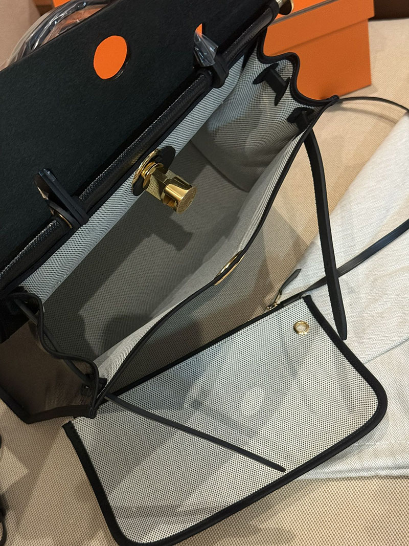 エルメスコピー HERMES エールバッグジップ 31 PM 黒 ブラック/グレー トワルアッシュ ゴールド金具 2524022 エールバッグジップ31 定価 - 画像 (10)