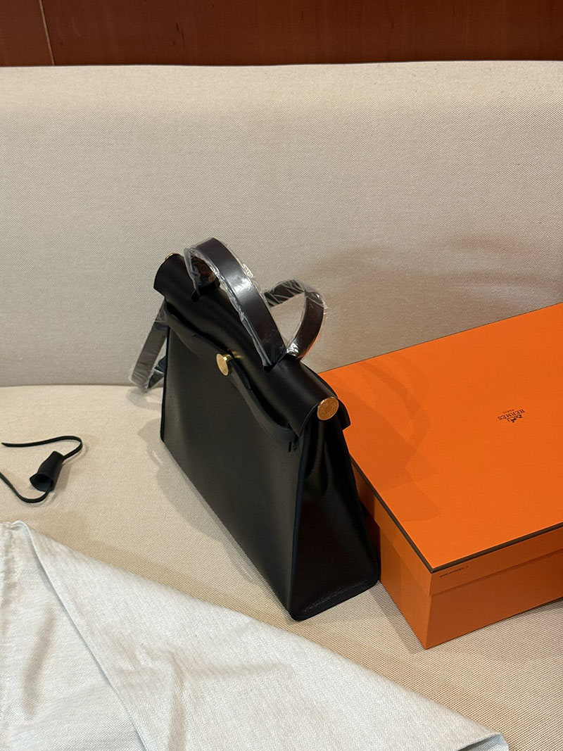 エルメスコピー HERMES エールバッグジップ 31 PM 黒 ブラック/グレー トワルアッシュ ゴールド金具 2524022 エールバッグジップ31 定価 - 画像 (7)