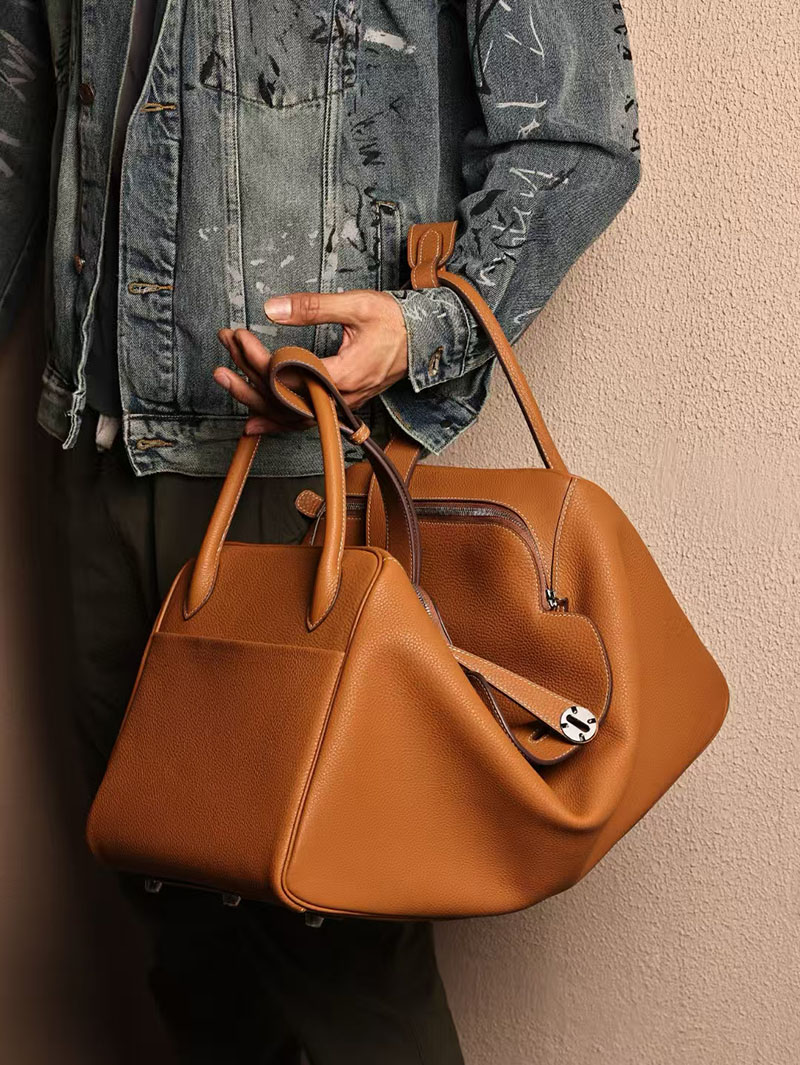 エルメス リンディ メンズ HERMES リンディ45 セサミ トゴ シルバー金具 2524023 エルメス メンズ ショルダーバッグ - 画像 (4)