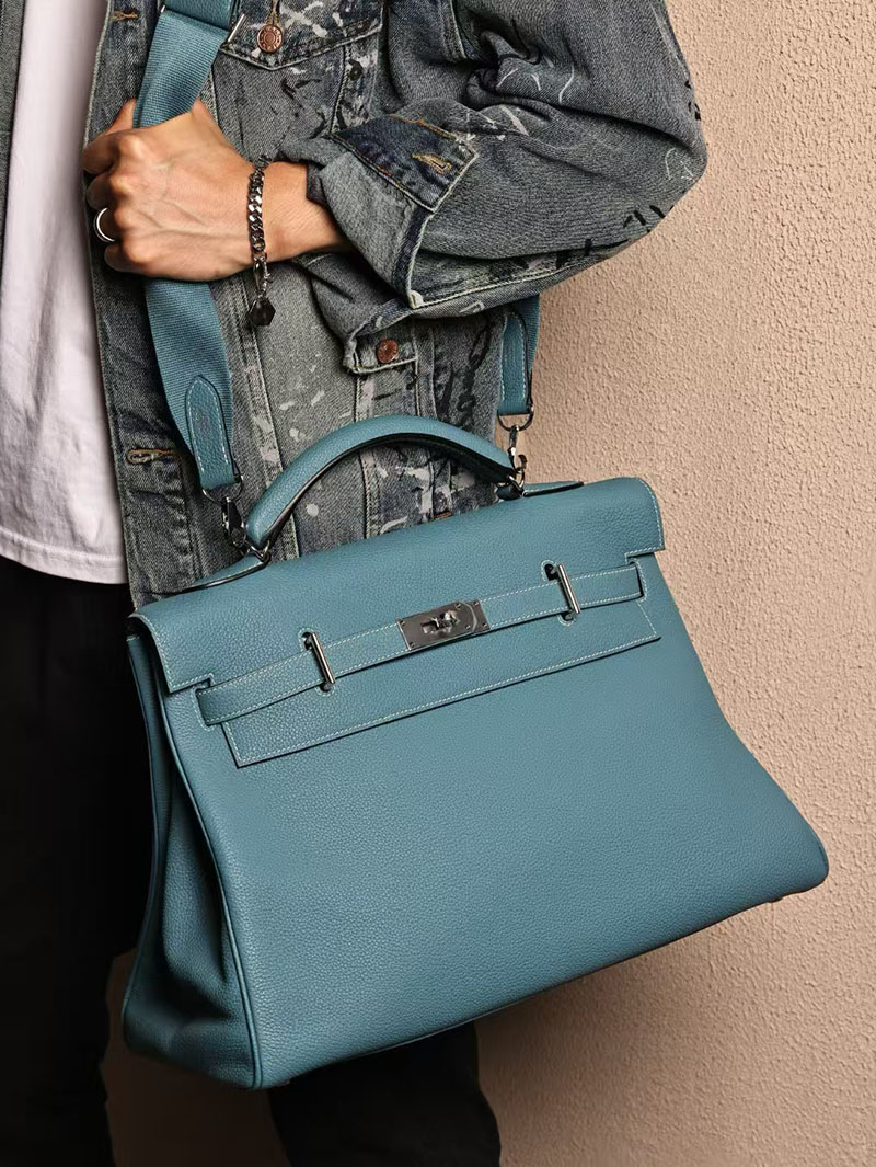 エルメスコピー HERMES マキシケリー 42cm 内縫い ブルージーン トゴ シルバー金具 2524031 ケリー メンズ 新作 - 画像 (7)