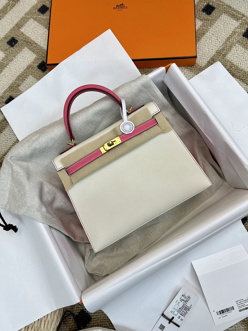 エルメスコピー ケリー25 定価 HERMES ケリー25 外縫い クレ/ローズアザレ ヴォーエプソン ゴールド金具 2524053 - 画像 (4)
