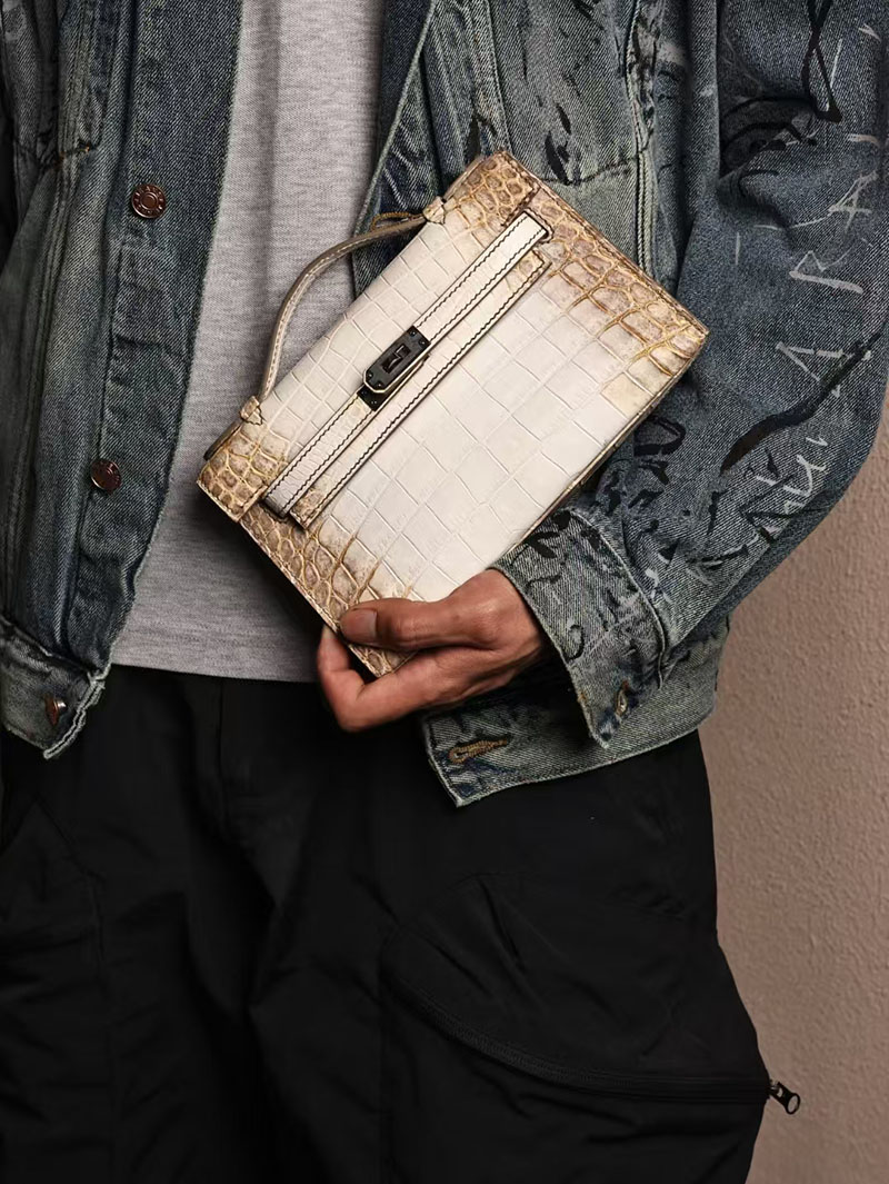 エルメスコピー ミニケリー 定価 HERMES ポシェットケリー ヒマラヤ クロコダイル ニロティカスマット シルバー金具 2524054 - 画像 (4)