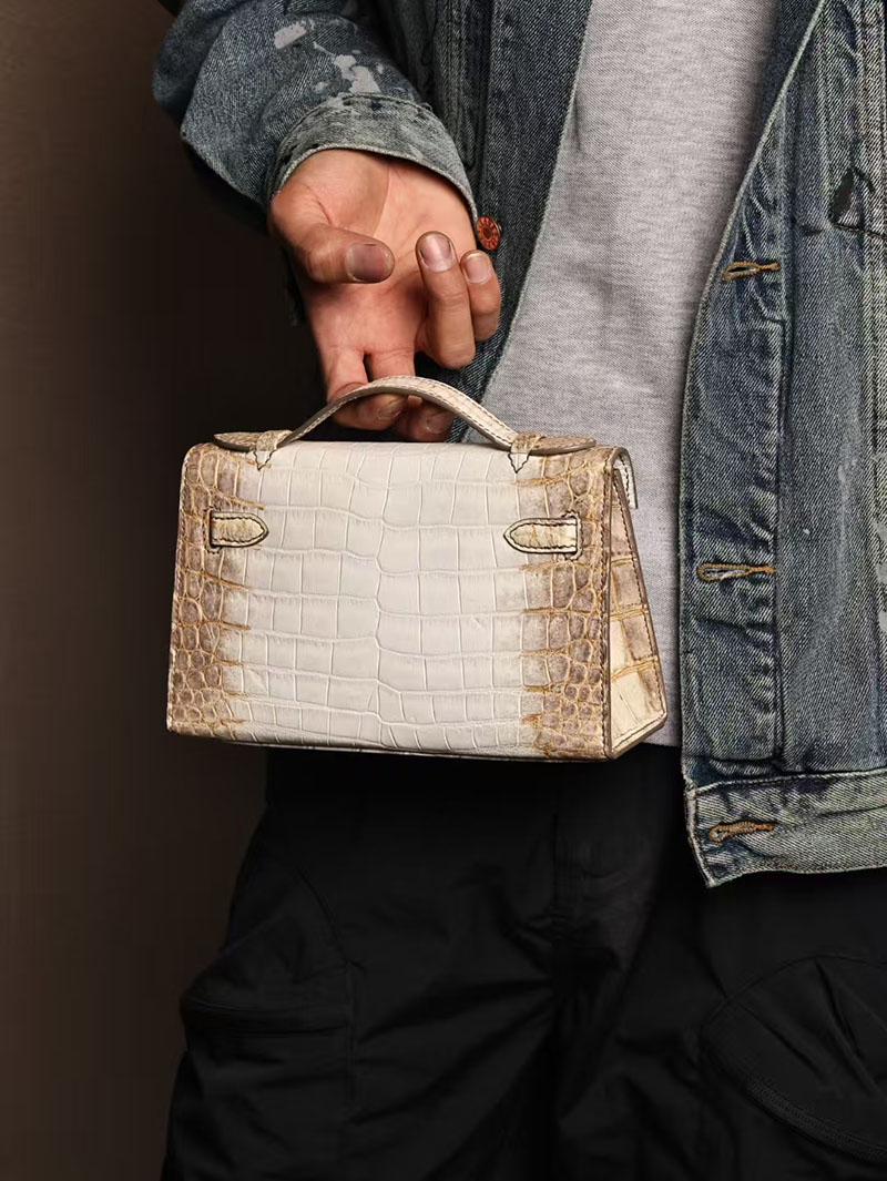 エルメスコピー ミニケリー 定価 HERMES ポシェットケリー ヒマラヤ クロコダイル ニロティカスマット シルバー金具 2524054 - 画像 (2)