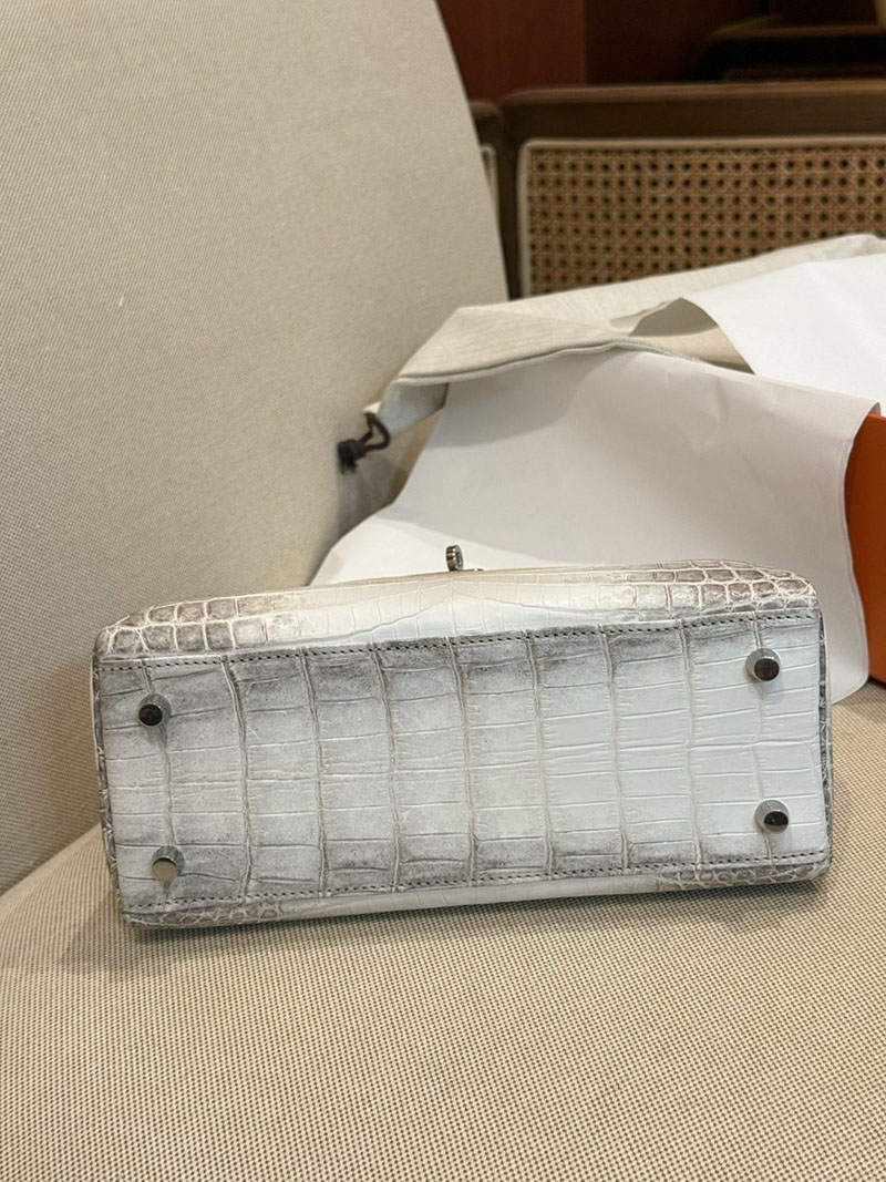 エルメスコピー HERMES ケリー25 内縫い ヒマラヤ クロコダイル ニロティカスマット ゴールド金具 2524062 - 画像 (16)