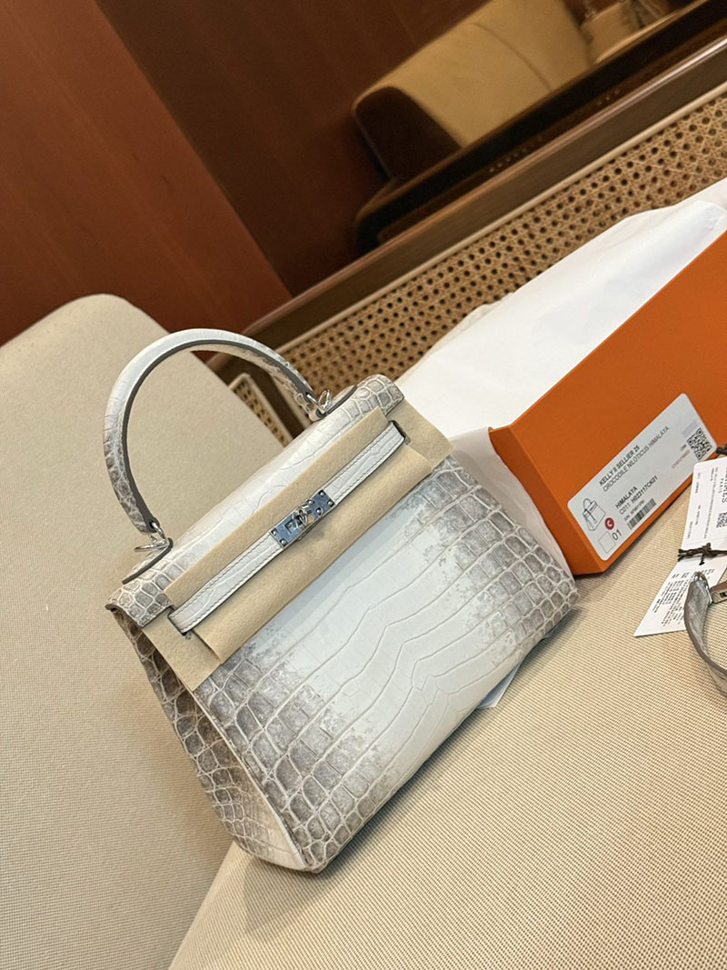 エルメスコピー HERMES ケリー25 内縫い ヒマラヤ クロコダイル ニロティカスマット ゴールド金具 2524062 - 画像 (14)