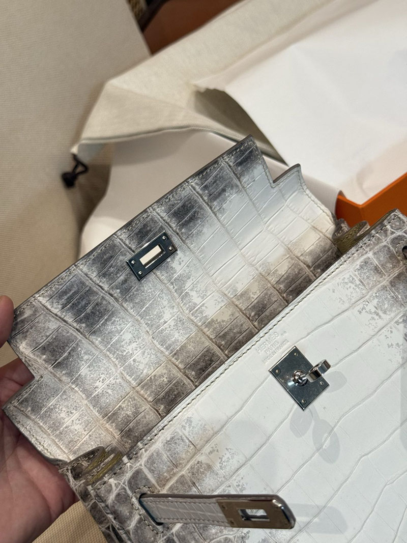 エルメスコピー HERMES ケリー25 内縫い ヒマラヤ クロコダイル ニロティカスマット ゴールド金具 2524062 - 画像 (21)