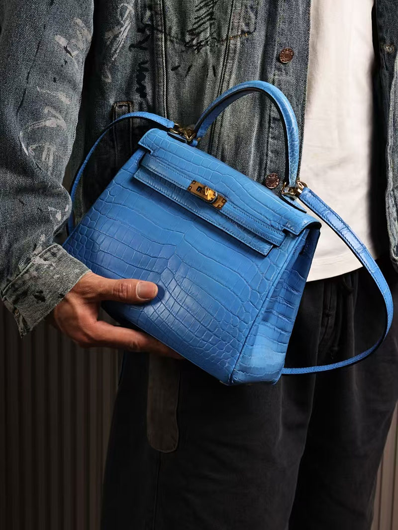 エルメスコピー ケリー25 定価 HERMES ケリー25 内縫い ブルーイドラ クロコダイル ニロティカスマット ゴールド金具 2524066 - 画像 (4)