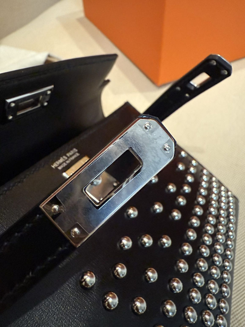 エルメスコピー ミニケリー 定価 HERMES ケリーミニ2 ミニドゥ 外縫い ブラック ボックスカーフ シルバー金具 2524079 - 画像 (7)