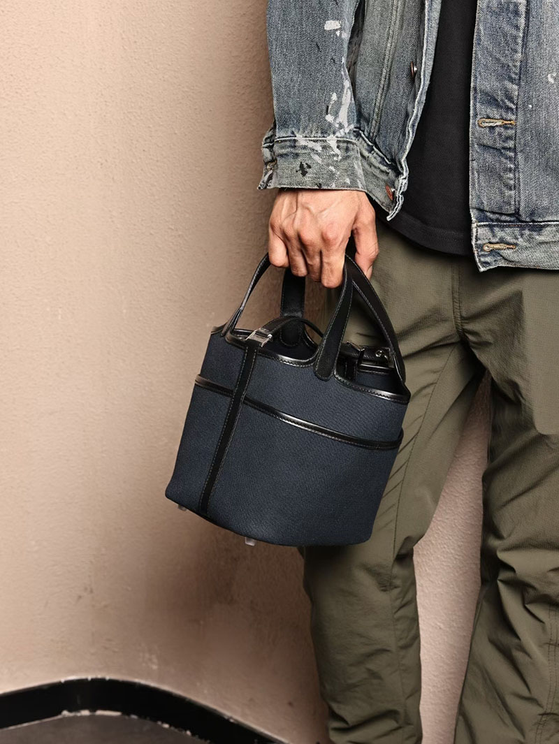 エルメスコピー HERMES ピコタンロック PM ポケット 黒 ブラック/ブルーニュイ トワルゴエラン×スイフト シルバー金具 2524083 - 画像 (9)