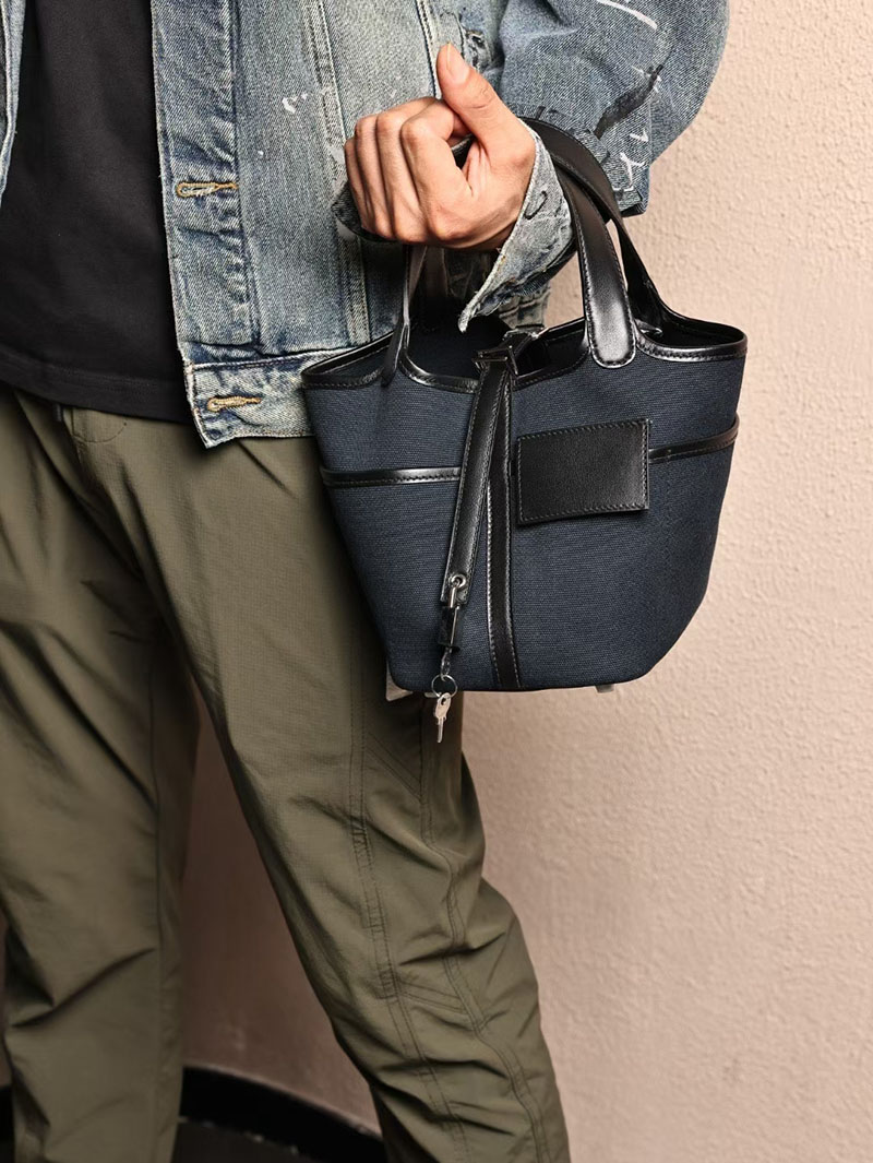 エルメスコピー HERMES ピコタンロック PM ポケット 黒 ブラック/ブルーニュイ トワルゴエラン×スイフト シルバー金具 2524083 - 画像 (6)
