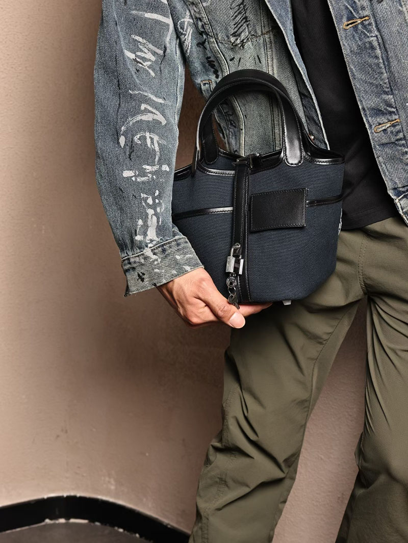 エルメスコピー HERMES ピコタンロック PM ポケット 黒 ブラック/ブルーニュイ トワルゴエラン×スイフト シルバー金具 2524083 - 画像 (3)