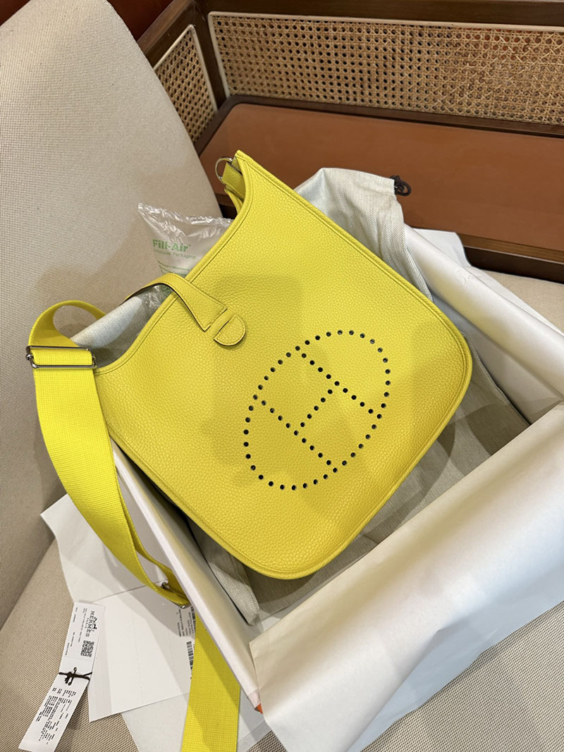 エヴリン pm 定価