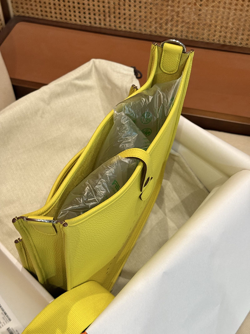 エルメスコピー エヴリン pm 定価 HERMES エヴリン 29 PM ライム トリヨンクレマンス シルバー金具 2524098 - 画像 (8)