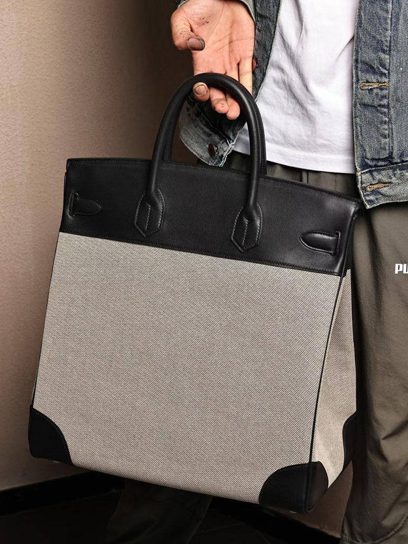 エルメスコピー オータクロア 定価 HERMES オータクロア40 黒 ブラック トワルアッシュ/スイフト シルバー金具 2524108 - 画像 (4)