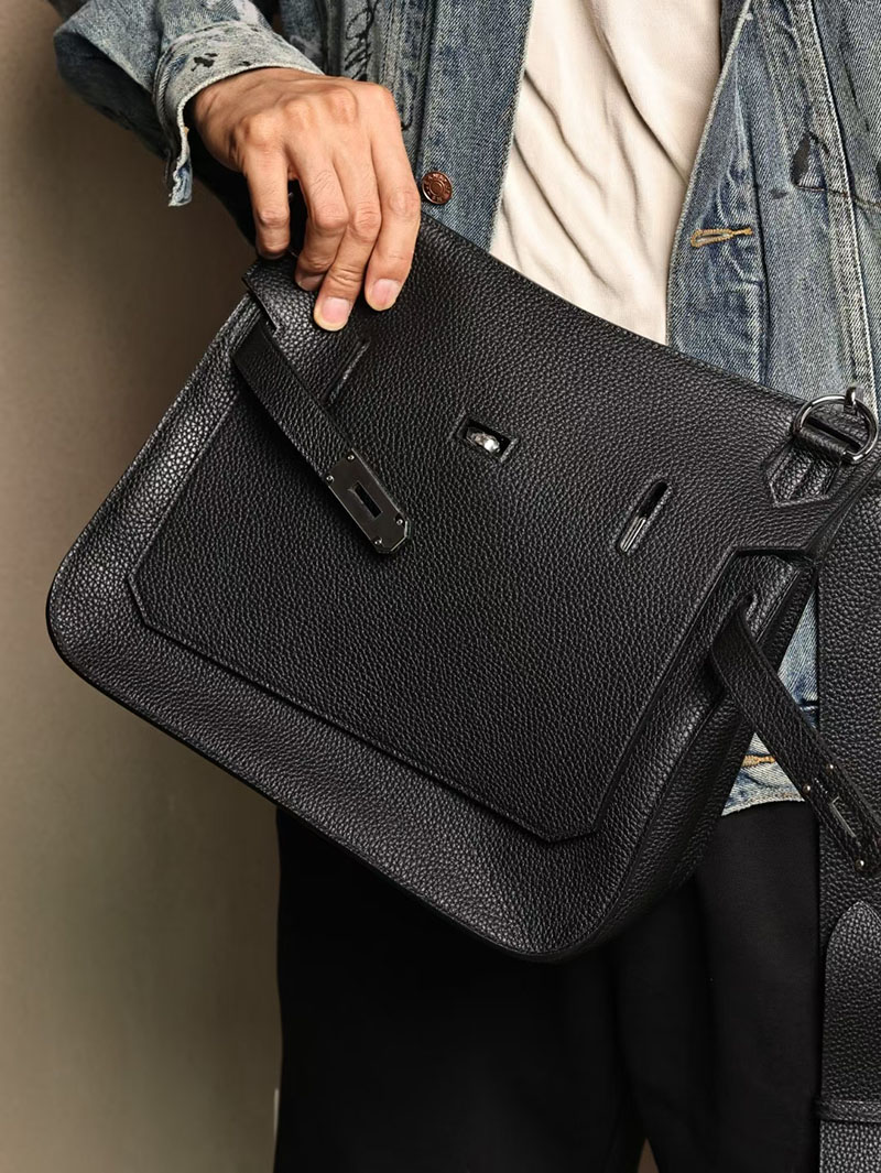 エルメスコピー メンズバッグ HERMES ジプシエール 34 黒 ブラック トリヨンクレマンス シルバー金具 2524113 - 画像 (7)