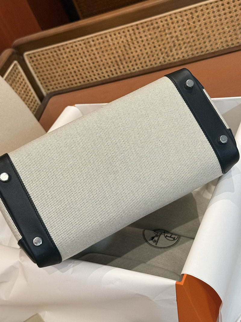 エルメスコピー バーキン30 定価 HERMES バーキン30 カーゴ 黒 ブラック スイフト/トワルアッシュ シルバー金具 2524120 - 画像 (2)