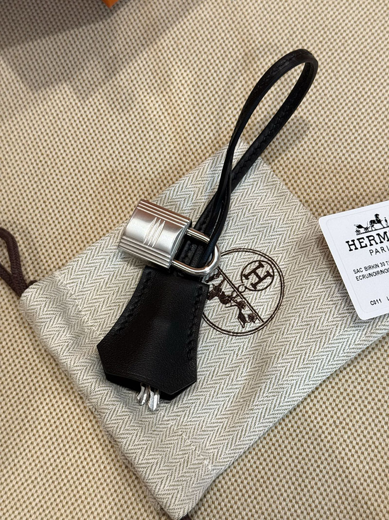 エルメスコピー バーキン30 定価 HERMES バーキン30 カーゴ 黒 ブラック スイフト/トワルアッシュ シルバー金具 2524120 - 画像 (17)