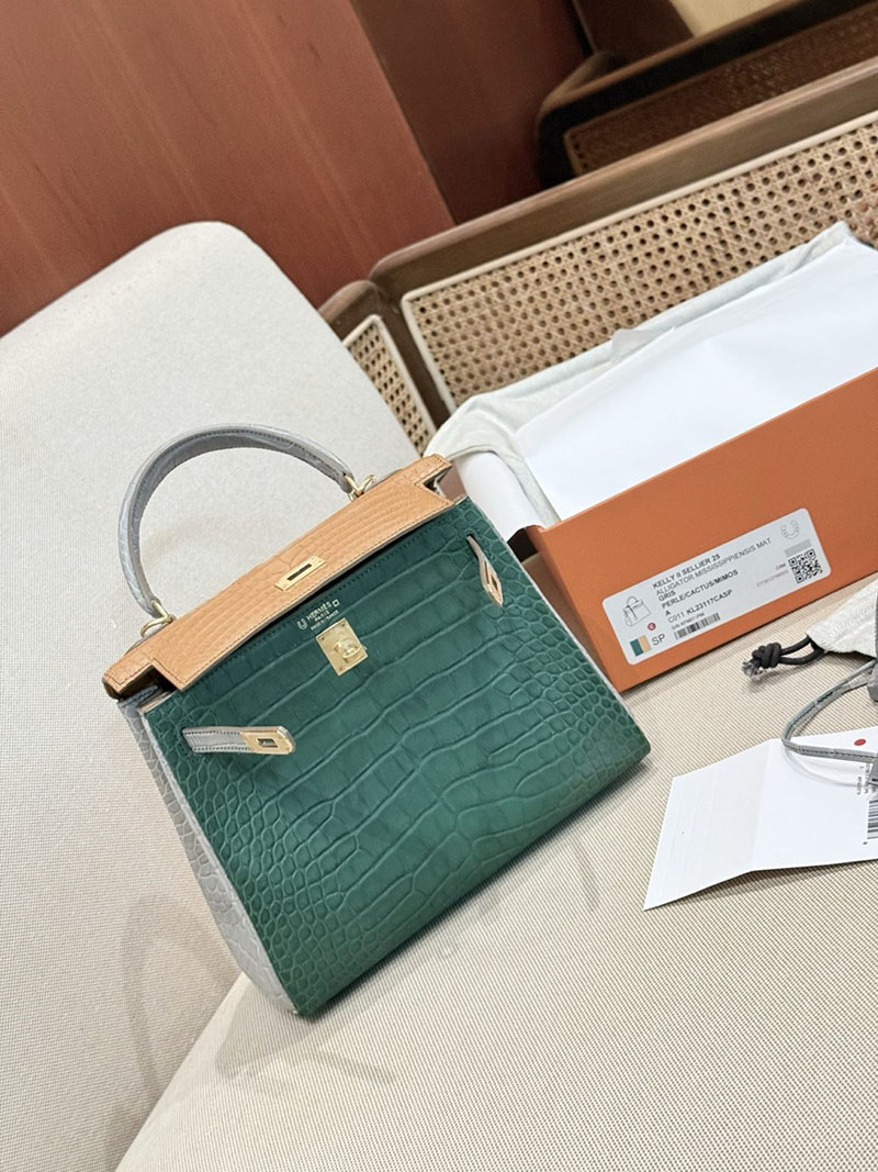 エルメスコピー HERMES ケリー25 内縫い グリアスファルト/カクタス/ミモザ クロコダイル アリゲーターマット ゴールド金具 2524123 - 画像 (16)