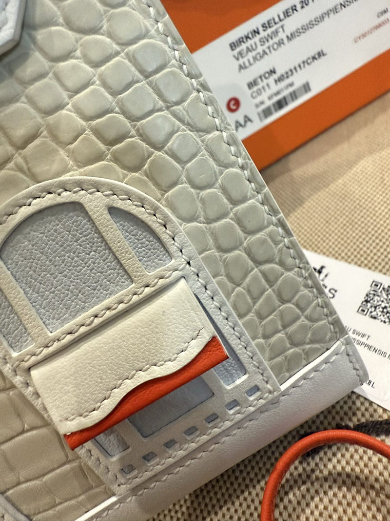 エルメスコピー バーキン20 定価 HERMES バーキン 20 セリエ ベトン トリヨンクレマンス/クロコダイル アリゲーターマット シルバー金具2524128 - 画像 (15)