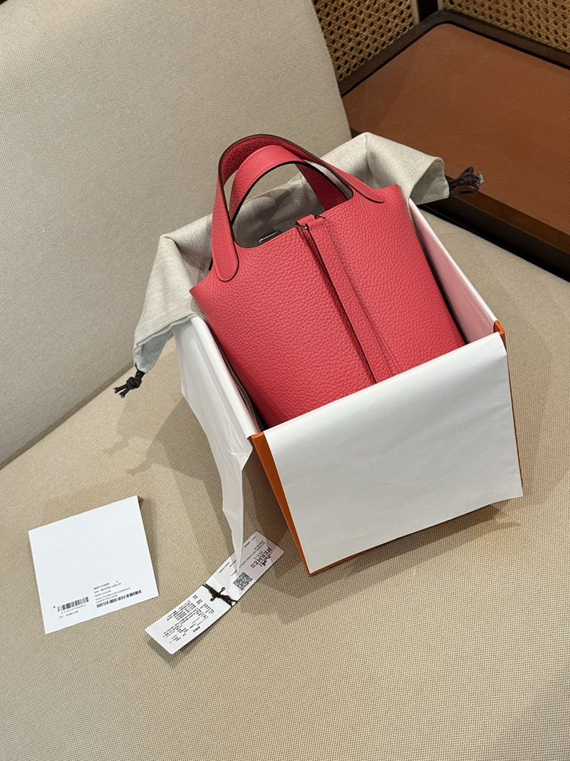 エルメスコピー ピコタンpm 定価 HERMES ピコタンロック 18 PM ローズアザレ トリヨンクレマンス シルバー金具 2524134 - 画像 (6)