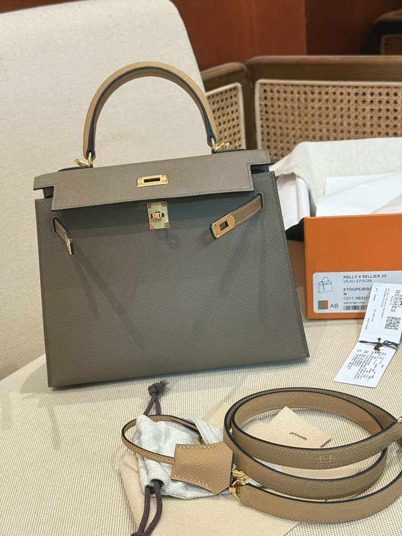 エルメスケリーバッグ定価 HERMES ケリー25 外縫い エトゥープ/ビスキュイ/アルザン ヴォーエプソン ゴールド金具 2524160 - 画像 (7)