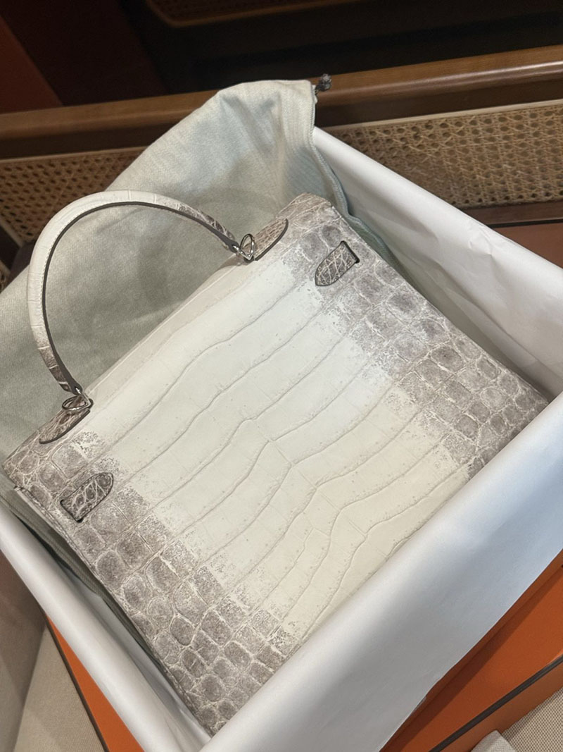 エルメスコピー メンズバッグ HERMES ケリー35cm 内縫い ヒマラヤ クロコダイル ニロティカスマット シルバー金具 2524161 - 画像 (11)