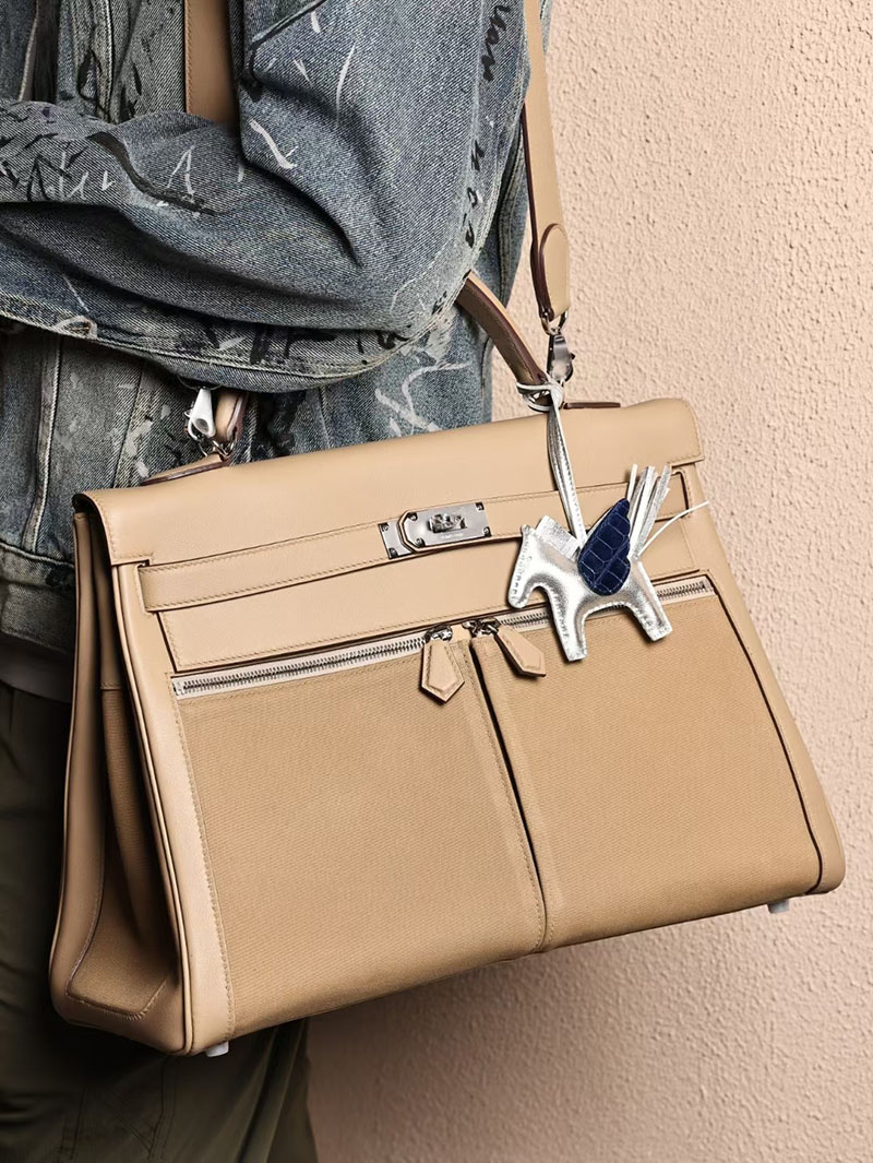エルメスコピー メンズバッグ HERMES ケリーラキ40cm 内縫い トレンチ スイフト/トワル シルバー金具 2524167 - 画像 (5)