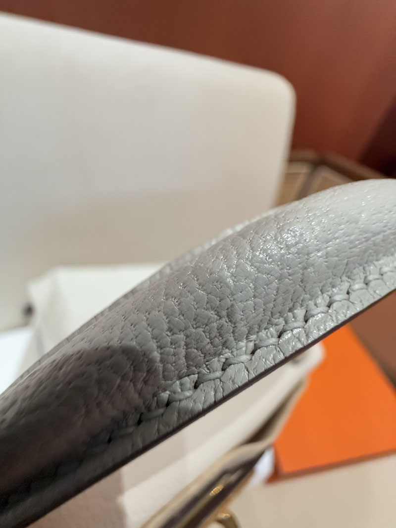 エルメスコピー ミニケリー 定価 HERMES ケリーミニ2 パーソナル ナタ/グリアスファルト ヴォーエプソン ゴールド金具 2524170 - 画像 (8)
