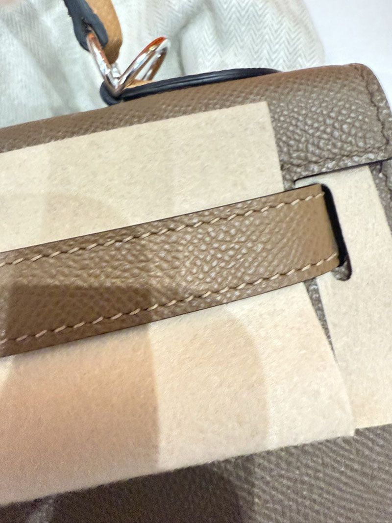 エルメスケリーバッグ定価 HERMES ケリー28 外縫い エトゥープ/ビスキュイ/アルザン ヴォーエプソン シルバー金具 2524172 - 画像 (6)