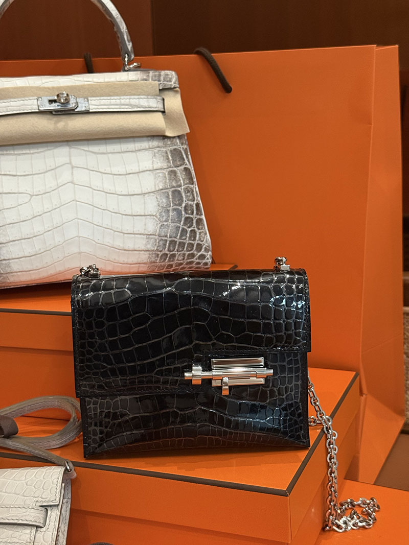 エルメスコピー Verrou Hermès ヴェルーミニ 黒 ブラック クロコダイル アリゲーターマット シルバー金具 2524181 - 画像 (6)