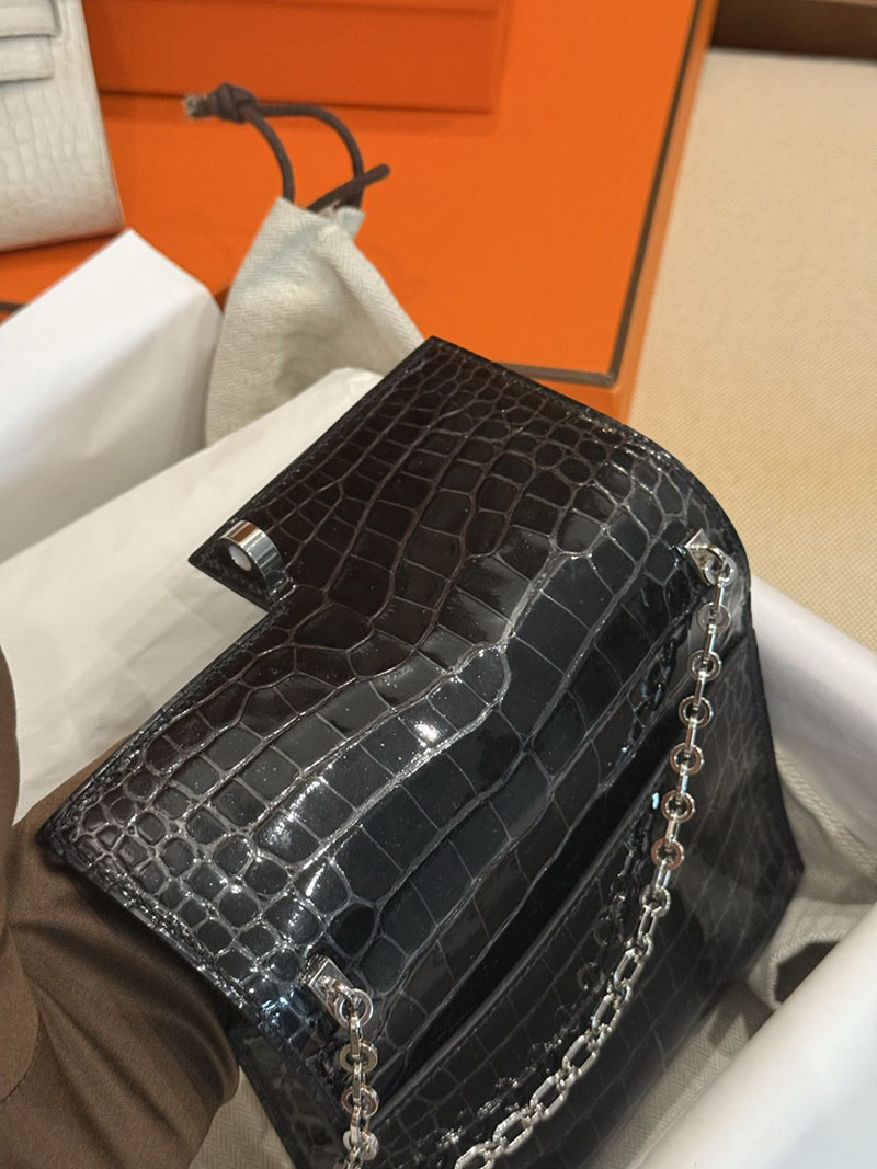 エルメスコピー Verrou Hermès ヴェルーミニ 黒 ブラック クロコダイル アリゲーターマット シルバー金具 2524181 - 画像 (16)