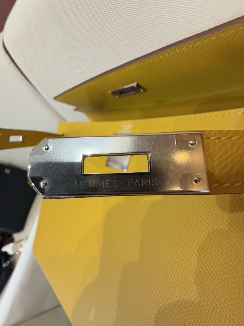エルメスケリーバッグ定価 HERMES ケリー28 外縫い ジョーヌアンブル ヴォーエプソン シルバー金具 2524182 - 画像 (6)