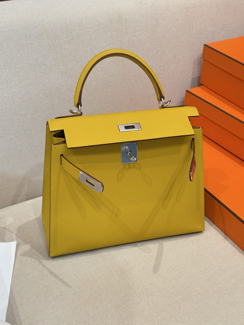 エルメスケリーバッグ定価 HERMES ケリー28 外縫い ジョーヌアンブル ヴォーエプソン シルバー金具 2524182 - 画像 (4)