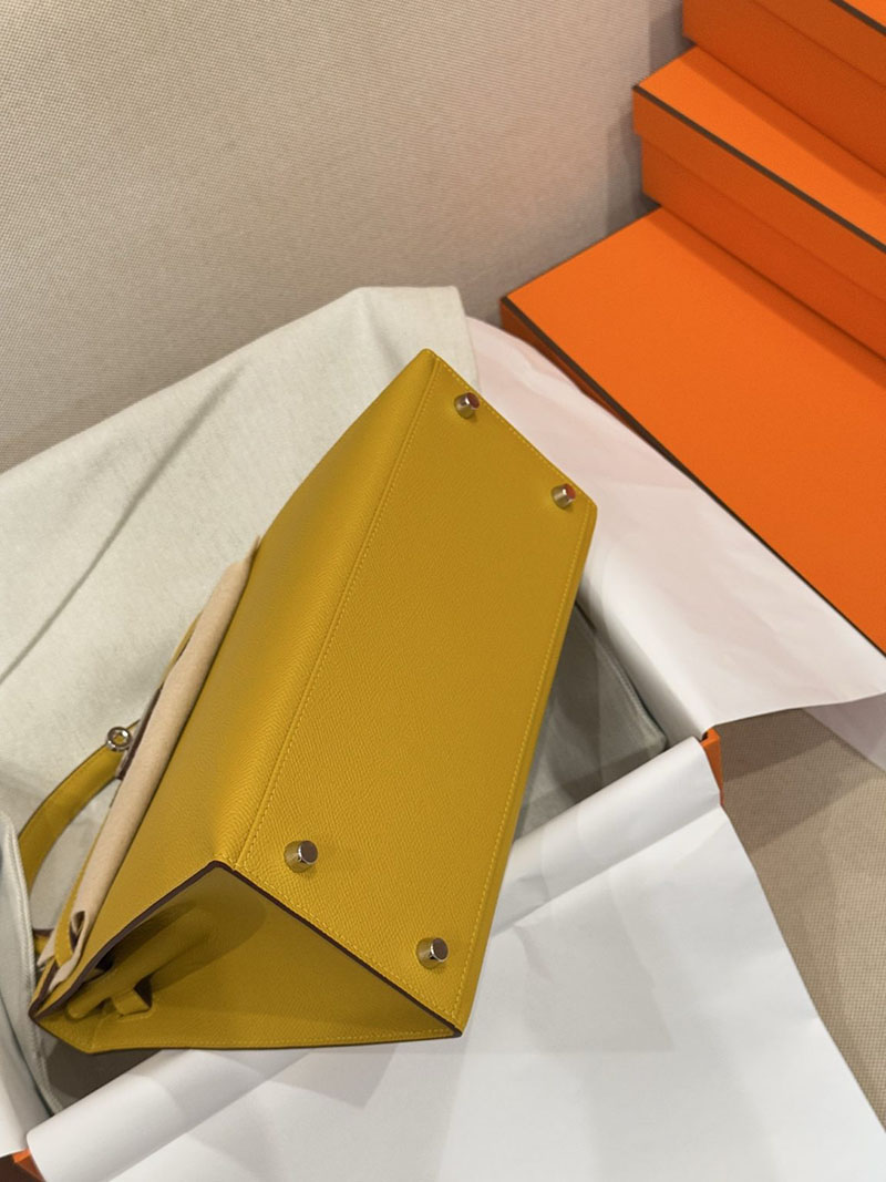 エルメスケリーバッグ定価 HERMES ケリー28 外縫い ジョーヌアンブル ヴォーエプソン シルバー金具 2524182 - 画像 (12)