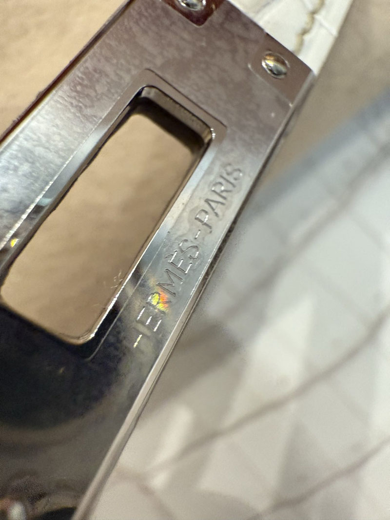 エルメス ケリー25 クロコ 定価 HERMES ケリー25 内縫い ヒマラヤ クロコダイル ニロティカスマット シルバー金具 2524185 - 画像 (17)