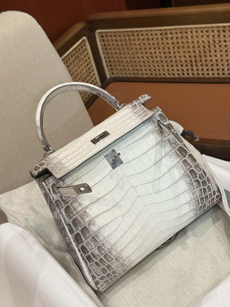 エルメス ケリー25 クロコ 定価 HERMES ケリー25 内縫い ヒマラヤ クロコダイル ニロティカスマット シルバー金具 2524185 - 画像 (13)
