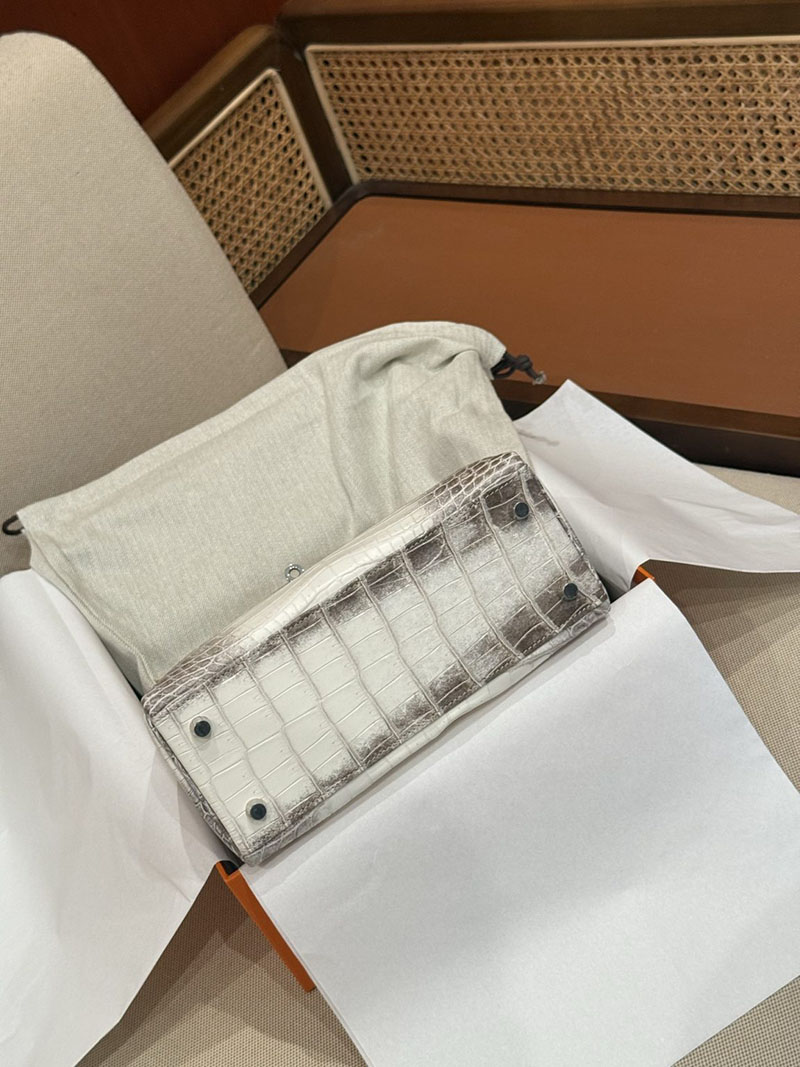 エルメス ケリー25 クロコ 定価 HERMES ケリー25 内縫い ヒマラヤ クロコダイル ニロティカスマット シルバー金具 2524185 - 画像 (3)