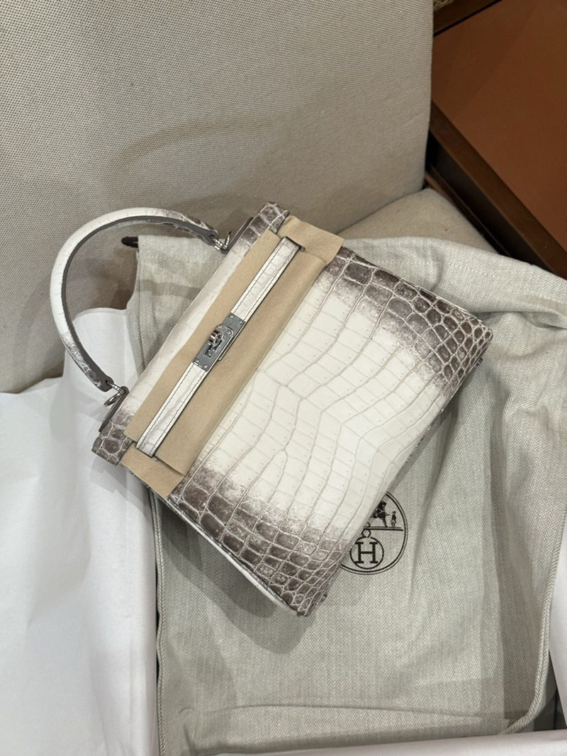 エルメス ケリー25 クロコ 定価 HERMES ケリー25 内縫い ヒマラヤ クロコダイル ニロティカスマット シルバー金具 2524185 - 画像 (26)