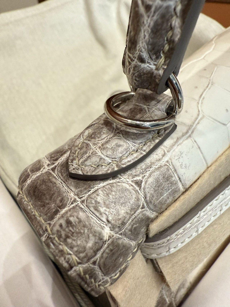 エルメス ケリー25 クロコ 定価 HERMES ケリー25 内縫い ヒマラヤ クロコダイル ニロティカスマット シルバー金具 2524185 - 画像 (23)