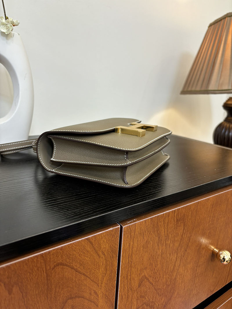 エルメス コンスタンス 超N品 HERMES コンスタンス3 ミニ エトゥープ ヴォーエプソン ゴールド\シルバー金具 2524277 - 画像 (7)