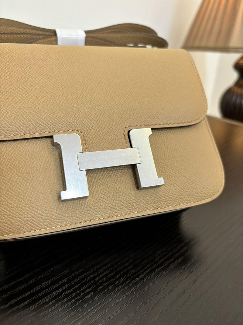 エルメス コンスタンス 超N品 HERMES コンスタンス3 ミニ ビスキュイ ヴォーエプソン ゴールド\シルバー金具 2524281 - 画像 (4)