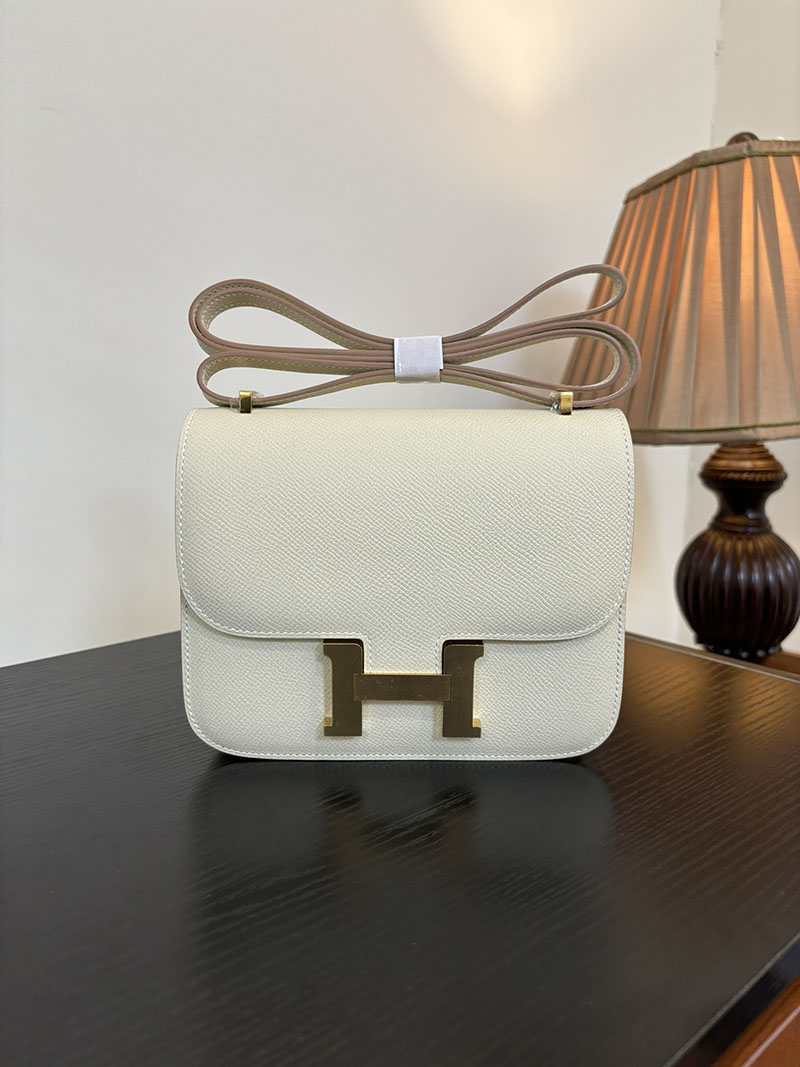エルメス コンスタンス 超N品 HERMES コンスタンス3 ミニ クレ ヴォーエプソン ゴールド\シルバー金具 2524290 - 画像 (8)