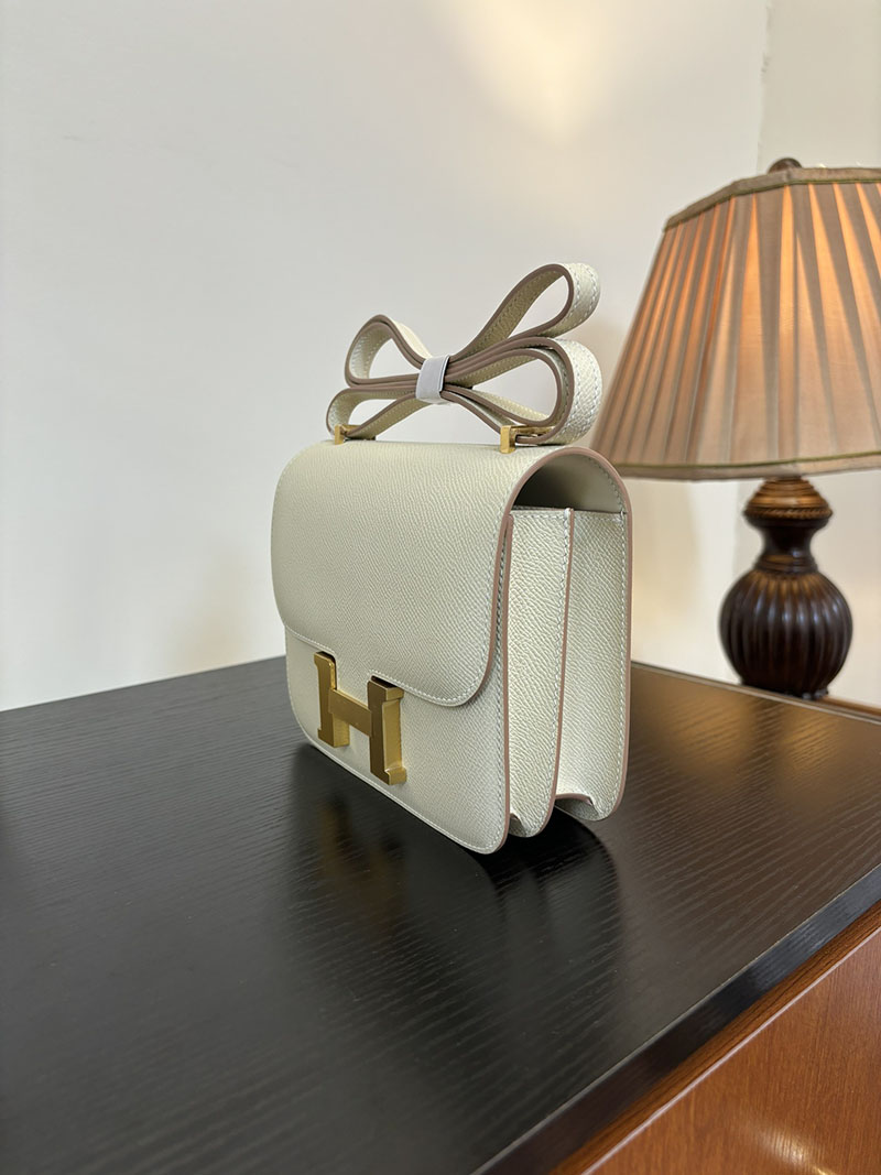 エルメス コンスタンス 超N品 HERMES コンスタンス3 ミニ クレ ヴォーエプソン ゴールド\シルバー金具 2524290 - 画像 (5)