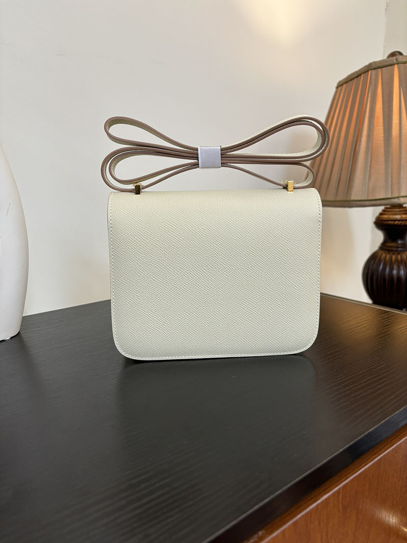 エルメス コンスタンス 超N品 HERMES コンスタンス3 ミニ クレ ヴォーエプソン ゴールド\シルバー金具 2524290 - 画像 (2)