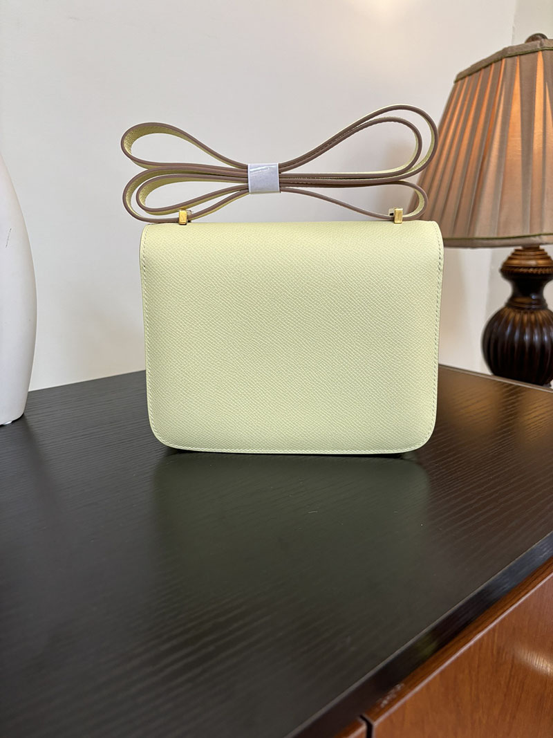 エルメス コンスタンス 超N品 HERMES コンスタンス3 ミニ ジョーヌプッサン ヴォーエプソン ゴールド\シルバー金具 2524294 - 画像 (4)