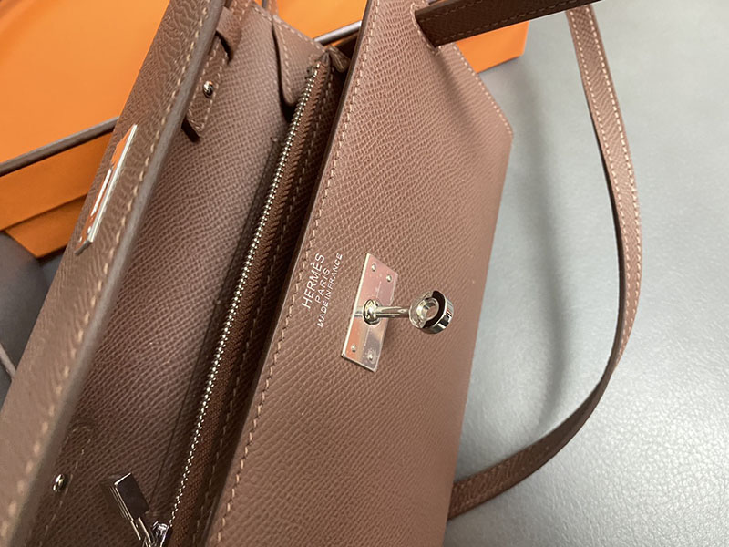 エルメス ケリー トゥー ゴー 定価 HERMES ケリーウォレット ロング トゥーゴー ブラウン ヴォーエプソン シルバー金具 2524337 - 画像 (3)