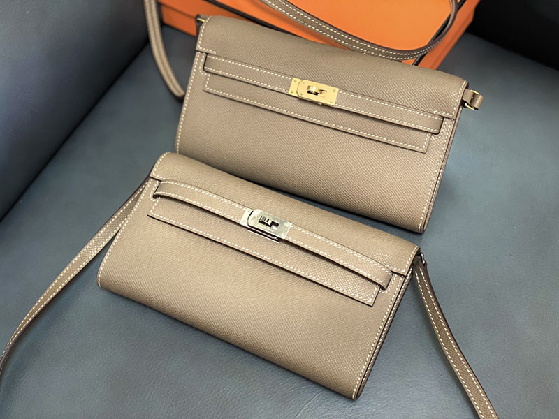 エルメス ケリー トゥー ゴー 定価 HERMES ケリーウォレット ロング トゥーゴー エトゥープ ヴォーエプソン シルバー金具 2524343 - 画像 (2)