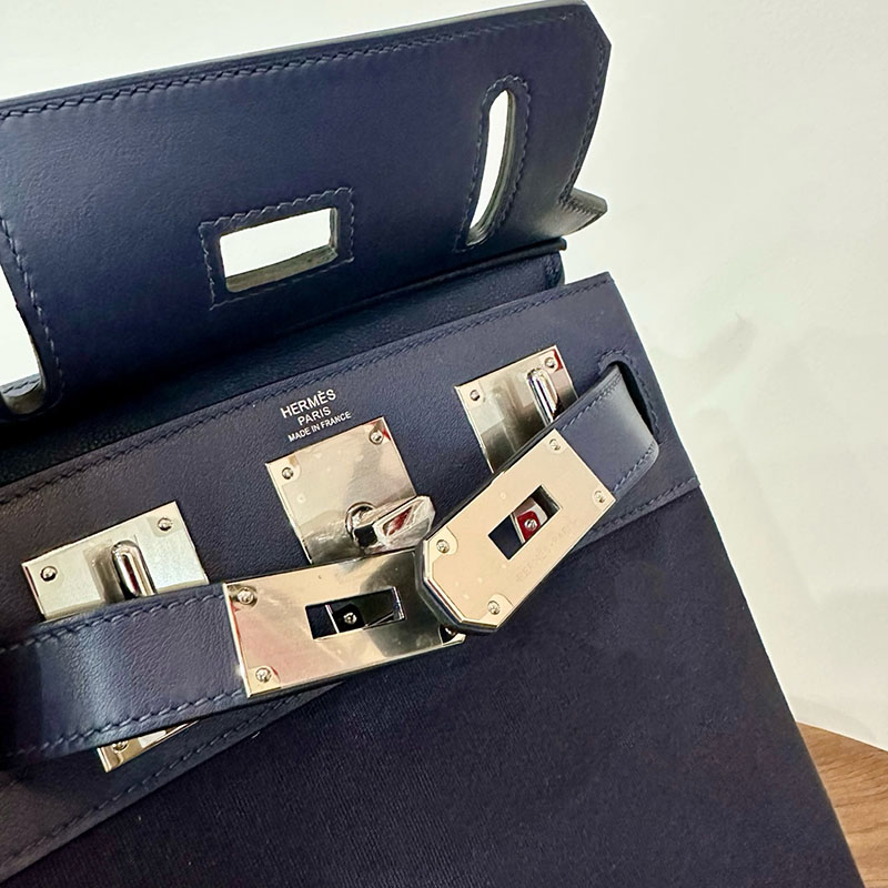 エルメス ケリー アッカド 定価 HERMES ケリー アッカド HAC A DOS ディープブルー トワル/スイフト シルバー金具 2524348 - 画像 (4)