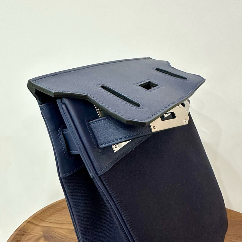 エルメス ケリー アッカド 定価 HERMES ケリー アッカド HAC A DOS ディープブルー トワル/スイフト シルバー金具 2524348 - 画像 (2)
